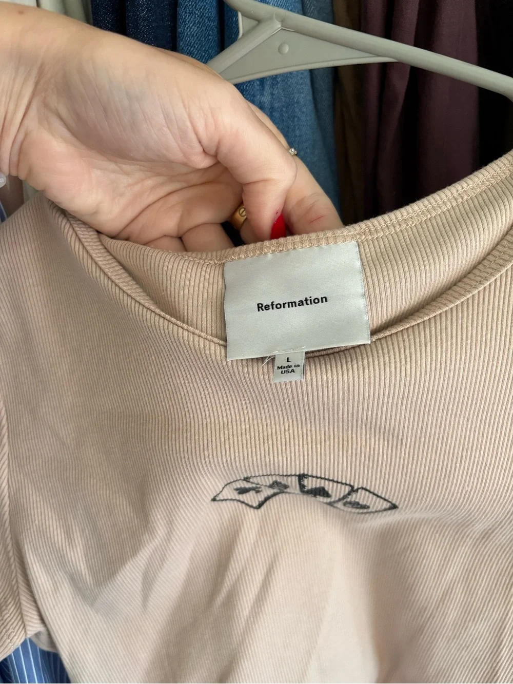 Reformation Beige Ribbed Crop Tee with Black Card Graphic